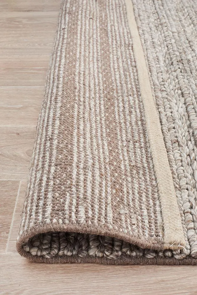 Aamani Handwoven  Natural Rug