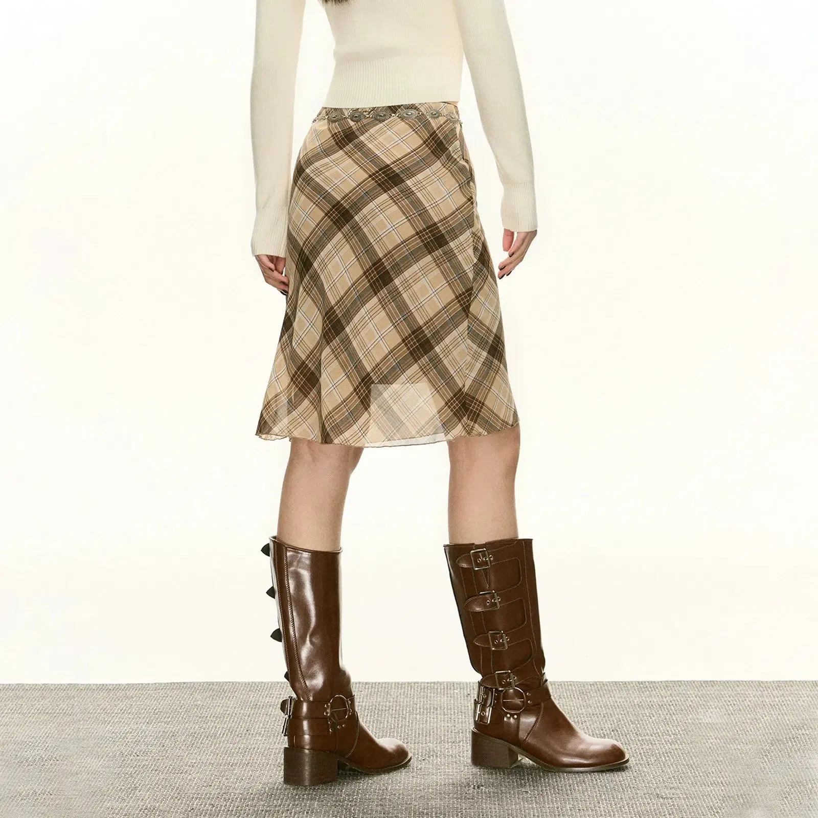 Button Accents Plaid Knee-Length Pencil Skirt