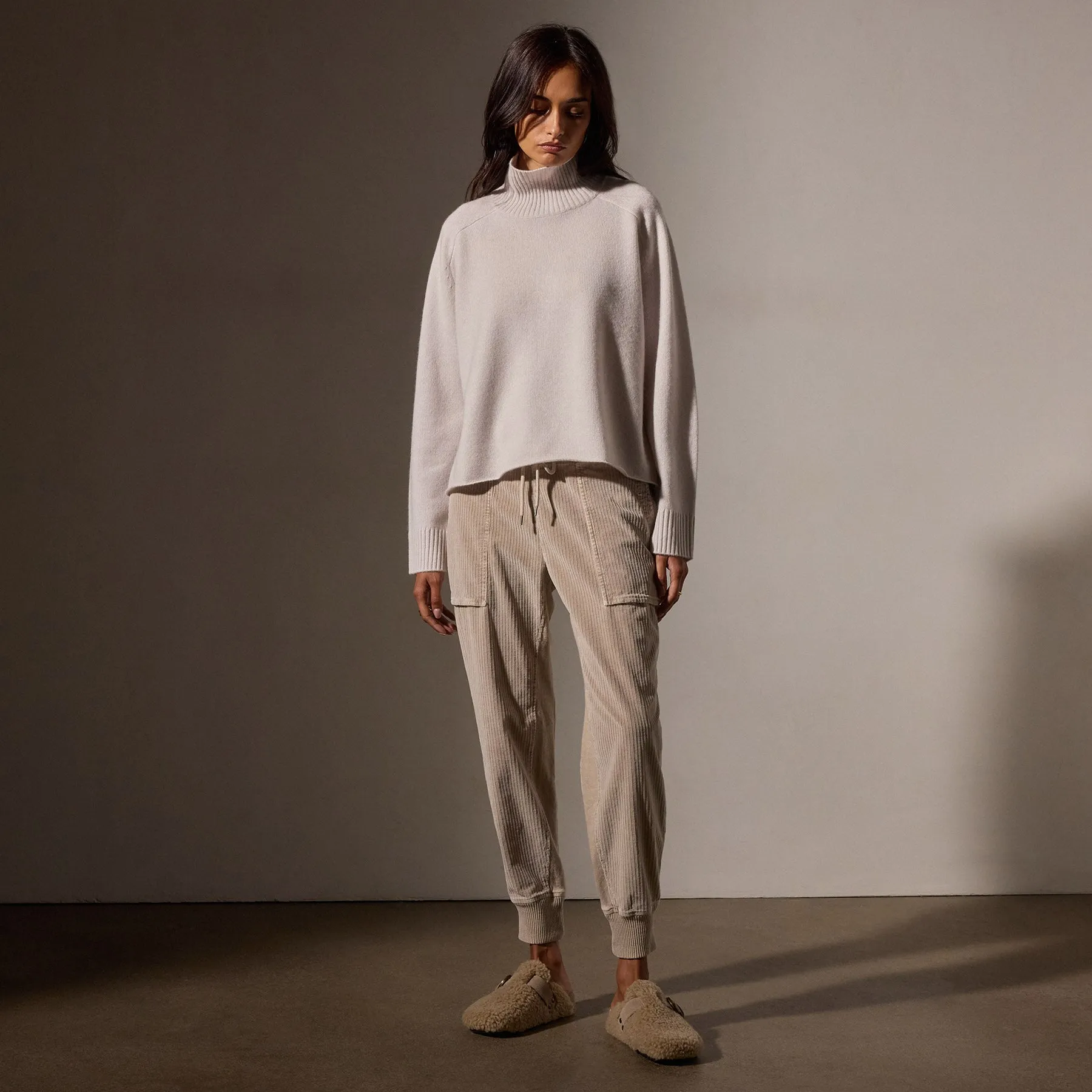 Cashmere Turtleneck - Pearl