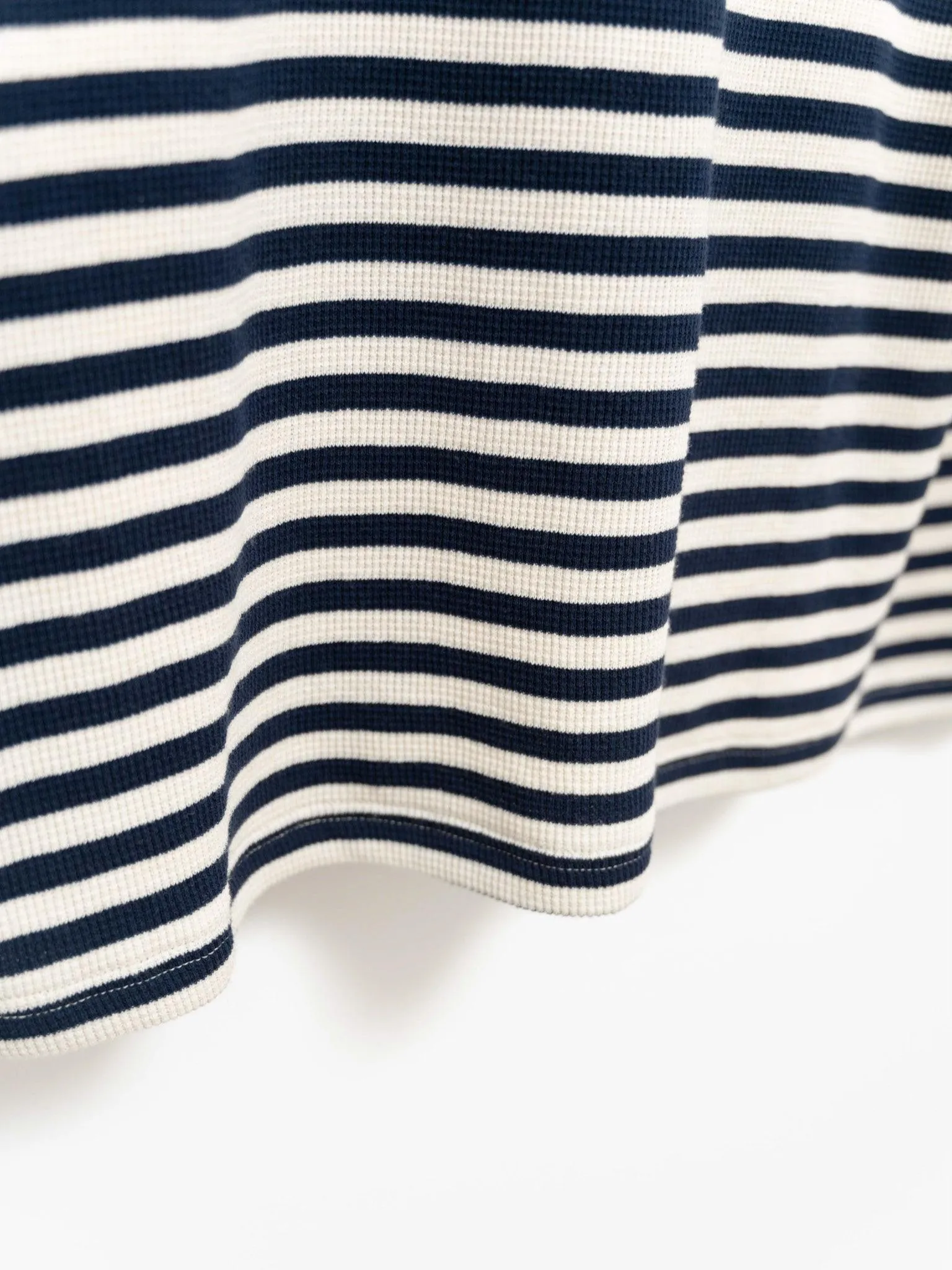 Cotton Waffle Turtleneck Knit - Natural x Navy