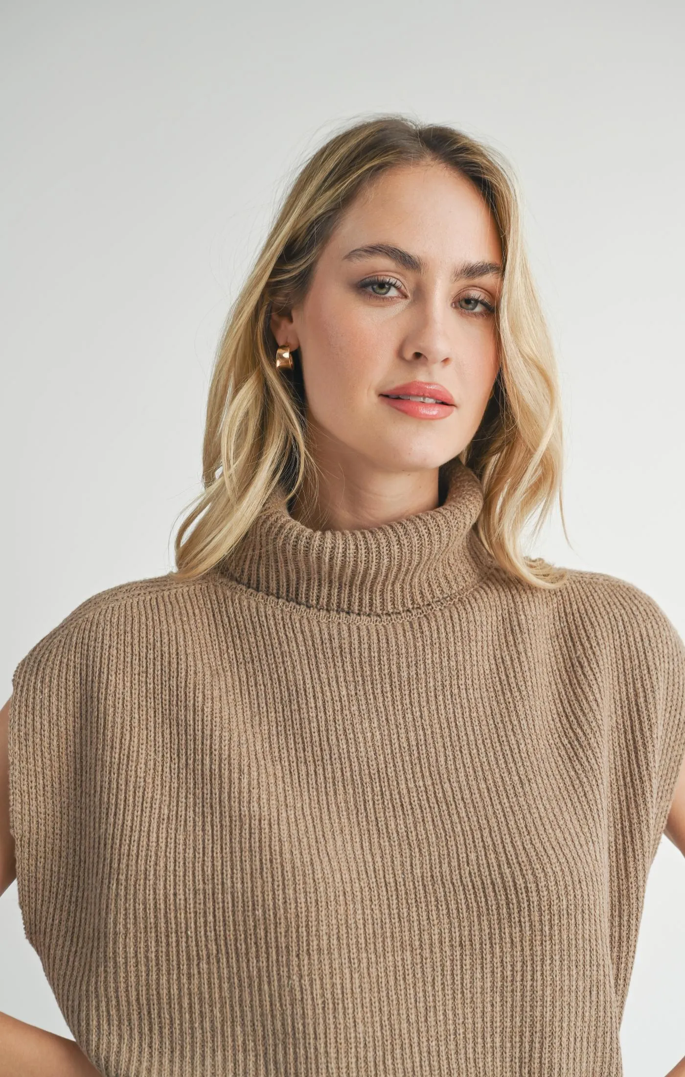 Crosby Ribbed Turtleneck Vest - Dark Taupe