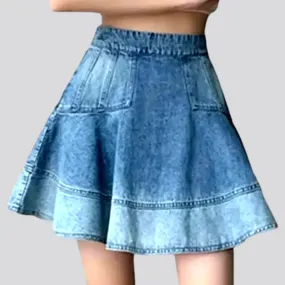 Light-wash denim skirt
 for ladies