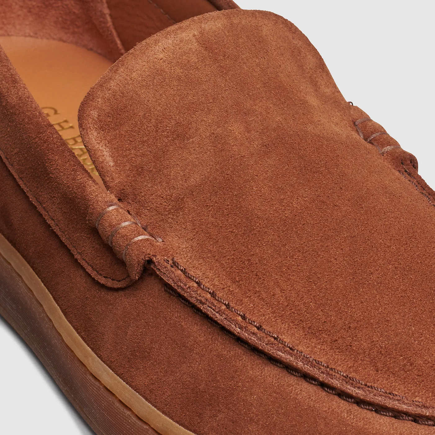 MENS GUM SOLE LOAFER