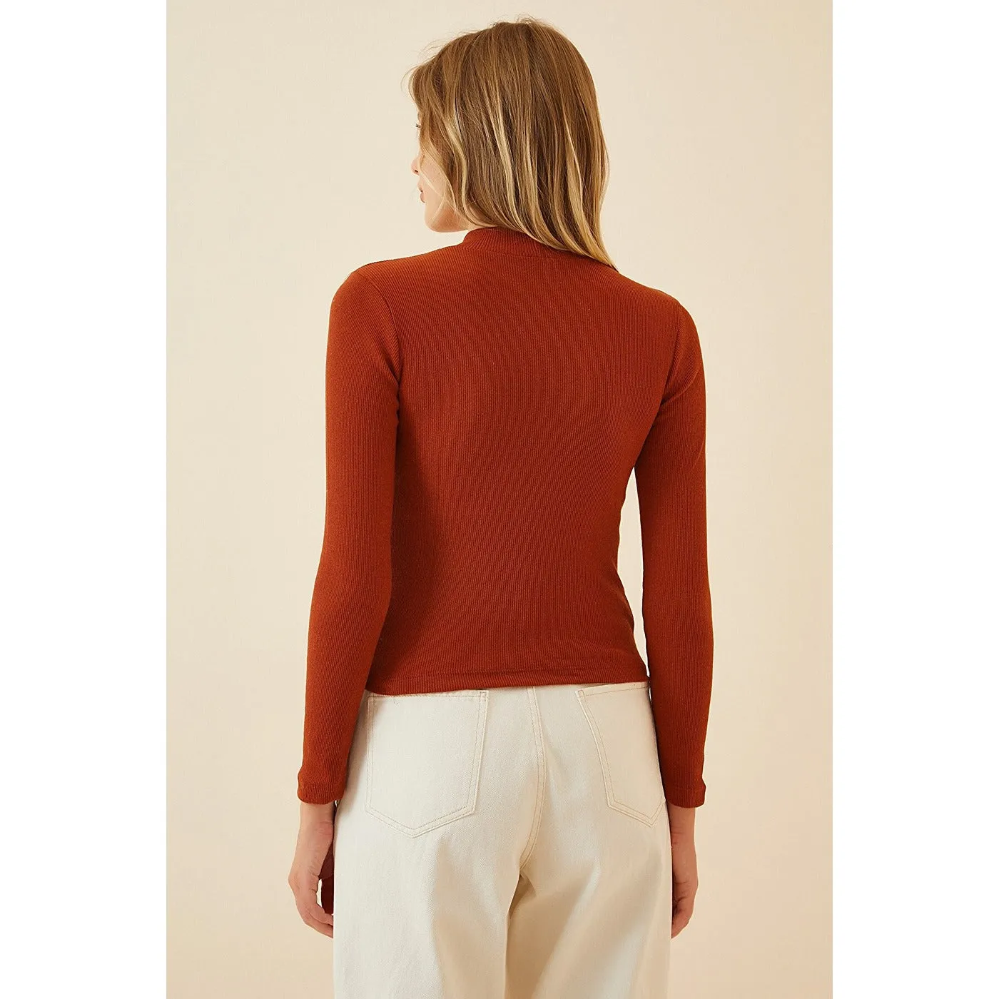 Red Turtleneck Ribbed Knitted Blouse