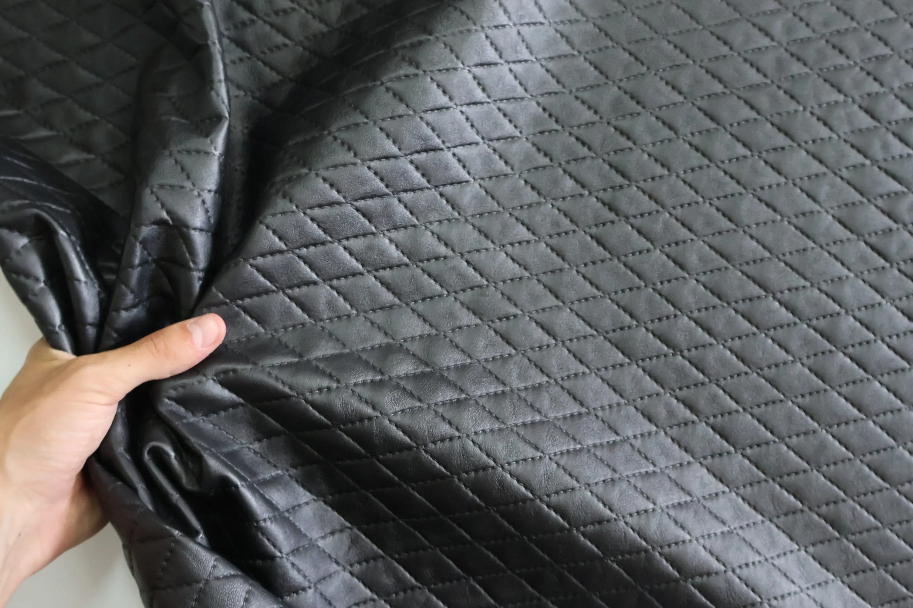 Sheep leather quilted pattern rhombus, Genuine sheep hide diamond printed leather sheets, thickness 1,1mm(3 oz)