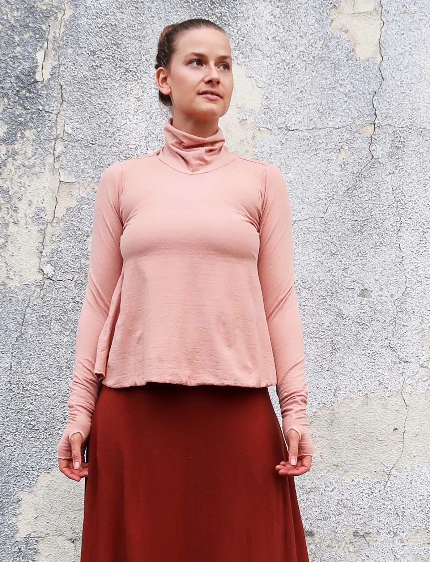 Turtleneck Wanderer Cropped Shirt